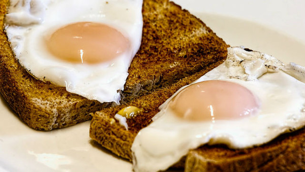 ▲雞蛋,蛋黃,膽固醇。（圖／取自免費圖庫Pixabay）