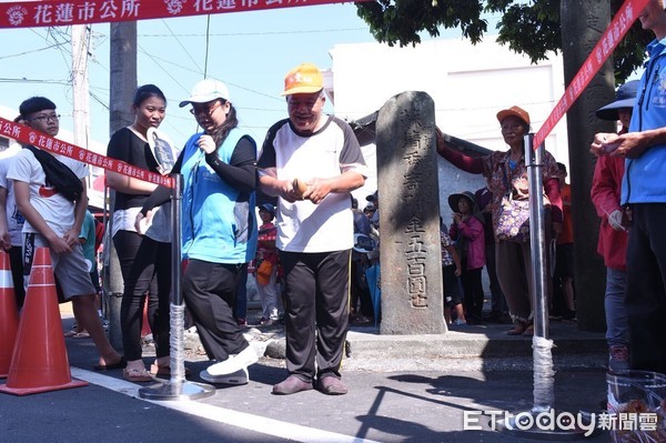 ▲奇萊平原第一庄～先民文化節在延平王廟前廣場登場，今年著重在傳統文化的展現，透過傳統技藝的欣賞，了解民俗活動及其意涵。（圖／花蓮市公所提供，下同）