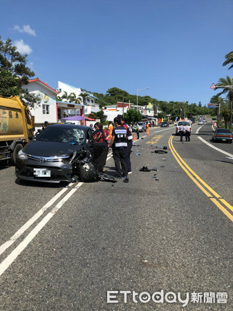 ▲▼墾丁南灣路段驚傳死亡車禍。（圖／記者宋德威翻攝）