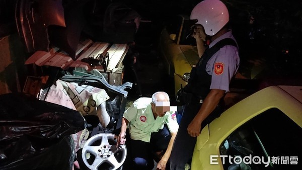 ▲▼竊取汽車零件的犯嫌遭警方活逮。（圖／記者宋德威翻攝，下同）