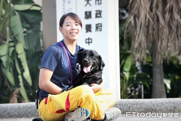 ▲▼目前擔任搜救犬引導員的鄭莛芸，9月擔任泳渡澎湖灣代言人。（圖／記者宋德威攝，下同）