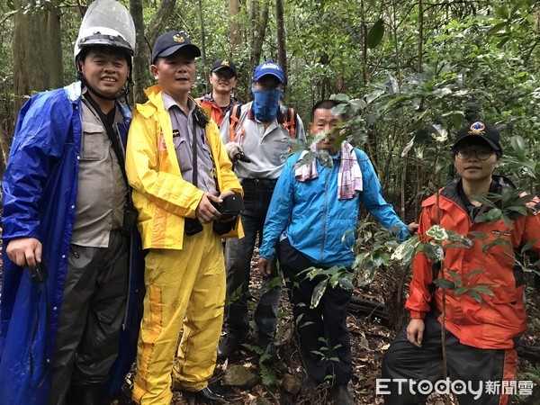 ▲▼2名男子自大雪山1860峰下撤時不慎迷途。（圖／記者莊智勝翻攝）