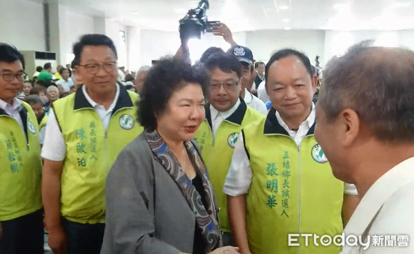 ▲總統府秘書長陳菊下鄉替宜蘭縣長參選人陳歐珀輔選。（圖／記者翁嫆琄攝）