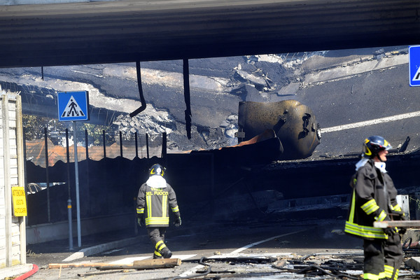 ▲▼義大利波隆那機場Borgo Panigale附近發生驚天爆炸。（圖／路透社）