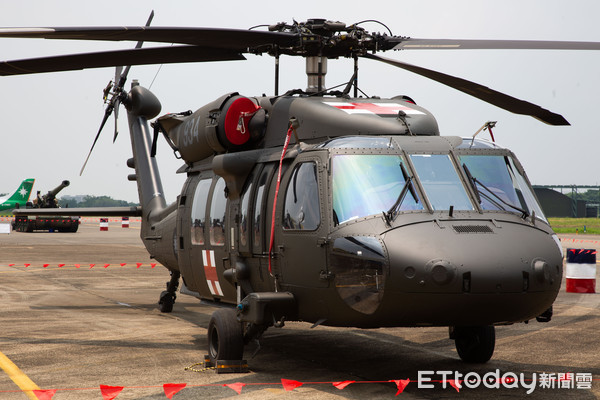 ▲▼嘉義空軍基地參訪,空軍黑鷹救護直升機,UH-60M。（圖／記者季相儒攝）