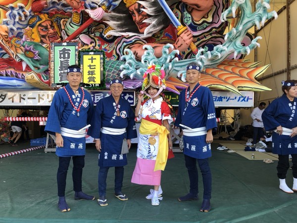 ▲陳美鳳參加青森「睡魔祭」（圖／民視提供）