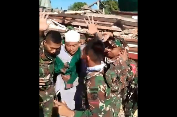 ▲▼印尼龍目島地震後第二天，一處清真寺發現生還者。（圖／翻攝推特／Sutopo Purwo Nugroho）