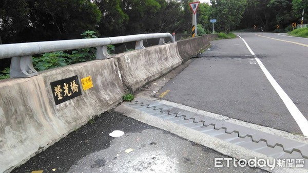 ▲▼  彰化芬園火燒車焦屍，為住在芬園鄉58歲許姓男子，疑似買汽油自殺。（圖／記者唐詠絮翻攝）