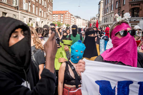 ▲▼丹麥下令禁止在公眾場合穿遮住臉部的服裝，包含穆斯林女性穿的「布卡」（burqa）或「尼卡布」（Niqab）。（圖／路透社）