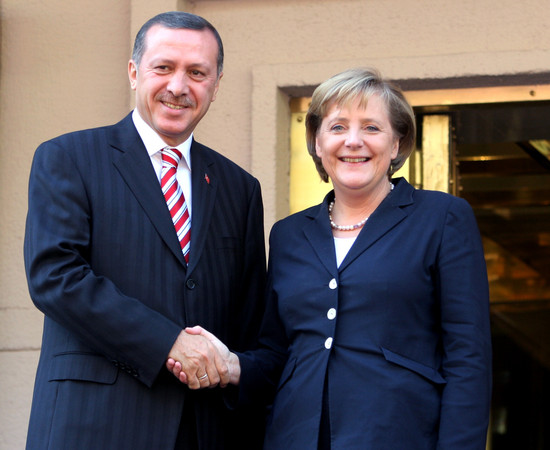 ▲▼ 德國總理梅克爾（Angela Merkel）、土耳其總理艾爾段（Recep Tayyip Erdogan）。（圖／達志影像／美聯社）