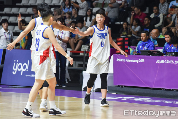 ▲▼2018雅加達亞運,中華女籃對南北韓聯隊。黃英利（圖／記者李毓康攝）