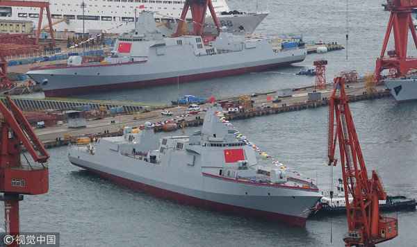 ▲▼2018年7月3日，中國兩艘055型驅逐艦在大連舉行水儀式。（圖／CFP）