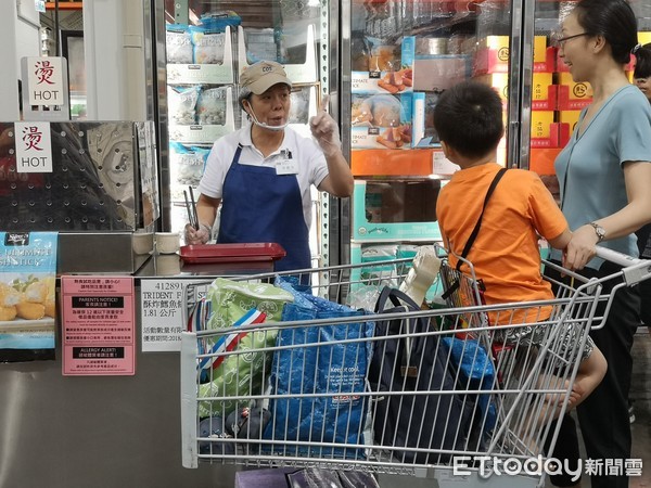 ▲▼ 試吃, Costco, 好市多          。（圖／記者張一中攝）