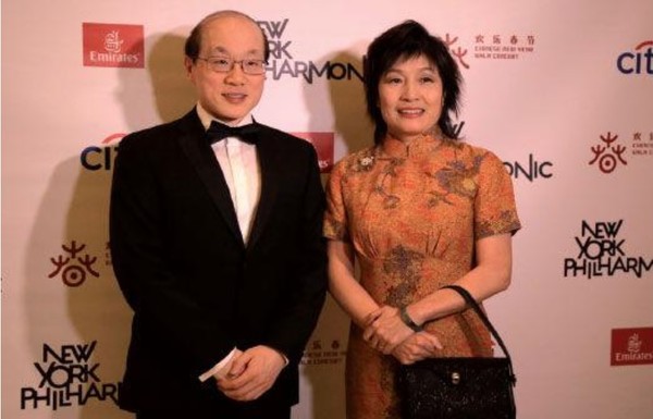 ▲國台辦主任劉結一（左）與夫人章啟月（右）。（圖／中新社）