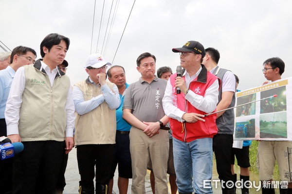 ▲行政院賴清德院長勘災　強調希望大家停止互相攻擊。（圖／記者陳駿豪翻攝）