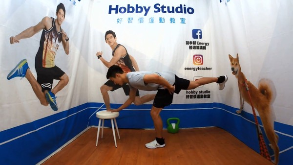 ▲帥教練教妳「5動作」練翹臀！　女生屁股就是要又圓又翹。（圖／胡孝新體適能講師提供，請勿任意使用）