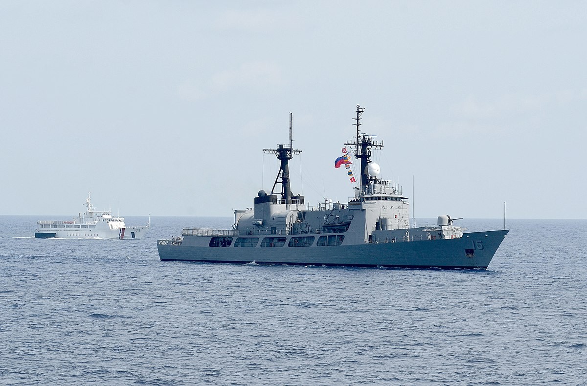 ▲▼菲律賓巡邏艦皮勒號擱淺半月礁。（圖／翻攝自維基百科、google地圖）