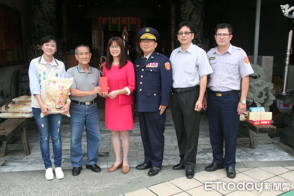 ▲台南市安平區金龍殿，中元普度功德圓滿，9月1日上午廟方針對安平區一、二、三級低收入戶共計331戶進行濟貧愛心活動。（圖／記者林悅攝，下同）