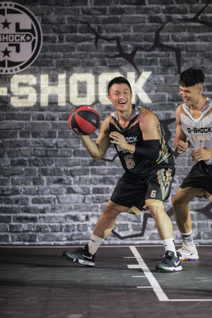 ▲▼「G-SHOCK 3x3 街頭霸王戰2018」，昔日戰友陳信安、李學林睽違10年再度在台灣籃球場上同場競賽SBL灌籃王王律智、UBA冠軍隊員劉駿霆、首府飛人柴瑋及能仁飛人林彥廷。（圖／品牌提供）