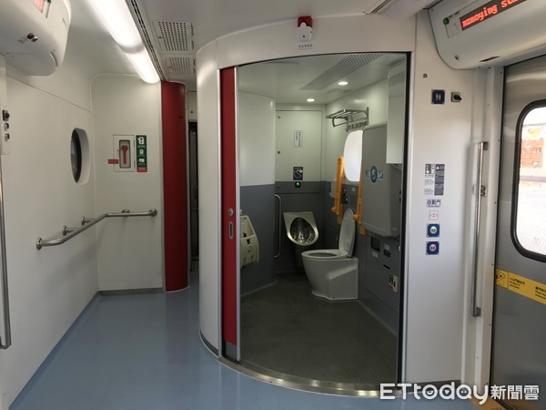 ▲▼台鐵EMU500型優化區間車,台鐵廁所。（圖／記者賴文萱攝）