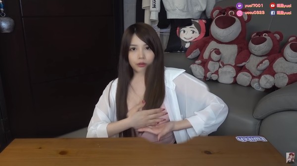 ▲懶人豐胸按摩法。（圖／瑀熙Yuci提供，請勿任意使用）