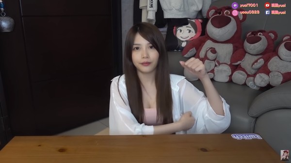 ▲懶人豐胸按摩法。（圖／瑀熙Yuci提供，請勿任意使用）