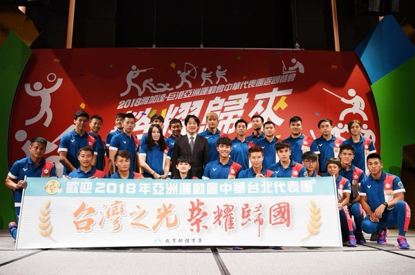 ▲▼賴清德歡迎台灣亞運選手凱旋歸來。（圖／翻攝自賴清德臉書）