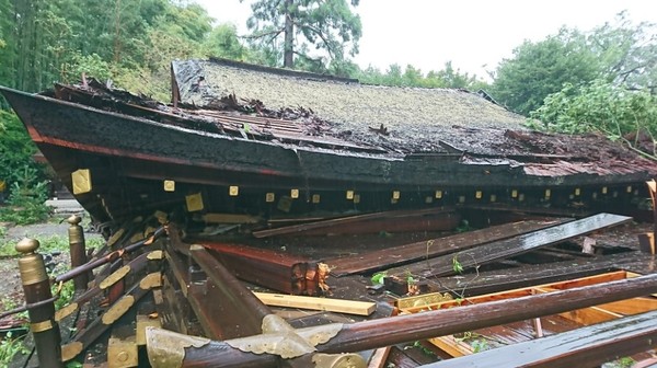 ▲▼京都平野神社全毀。（圖／翻攝自平野神社Twitter）