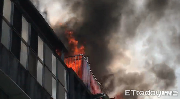▲▼台北市和平東路二段96巷火警。（圖／記者黃彥傑攝）