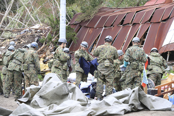 ▲▼北海道強震增至39死650傷。（圖／達志影像／美聯社）