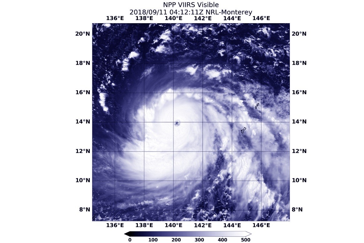 ▲▼山竹颱風超清晰颱風眼。（圖／翻攝自NASA網站）