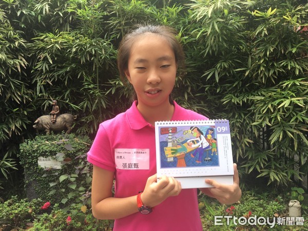 ▲13歲「顏裂少女」右臉烙長疤　她卻自信接受「不一樣」。（圖／記者嚴云岑攝）