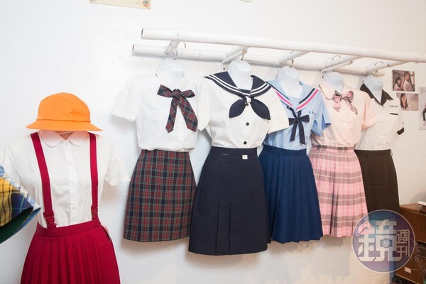 校服解禁後，台灣制服款式頗受英式、日式風格影響。