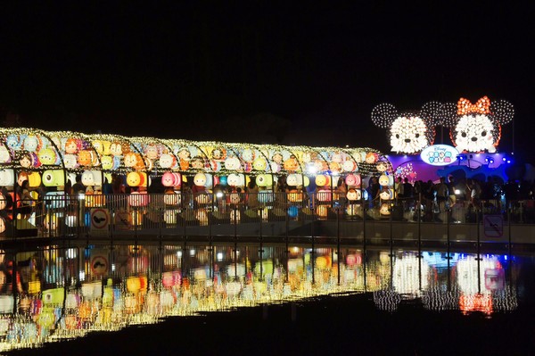 ▲▼新加坡迪士尼花燈。（圖／Js的旅行筆記提供）