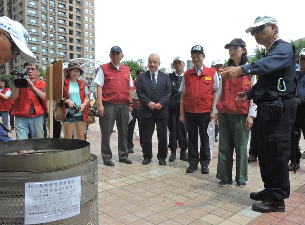 ▲▼慈濟基金會於參與在板橋第一體育場舉行的「2018年國家防災日」大規模震災消防救災動員演練，除展現慈濟志工「走在最前、做到最後」的動員力外，更展現出慈濟協助政府救災的重要後勤裝備!（圖／慈濟基金會提供）