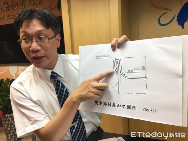 ▲亞培結塊問題出在「冷卻水」　食藥署不同意重新上架。（圖／記者嚴云岑攝）