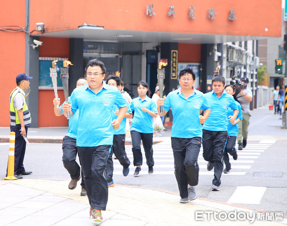 ▲ 基隆林副市長迎接全運會聖火 勉勵選手再創佳績。（圖／記者郭世賢翻攝）