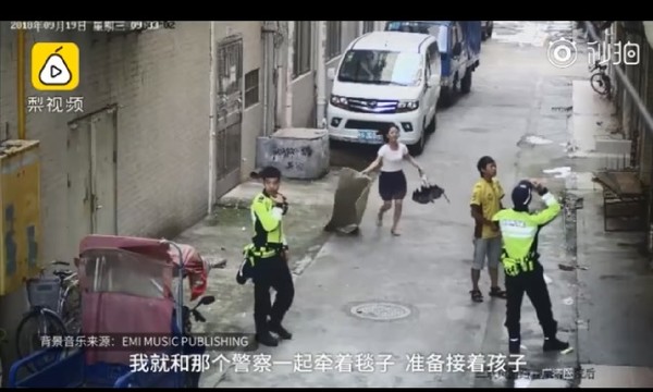 ▲▼廣東東莞救墜樓童             。（圖／翻攝自梨視頻）