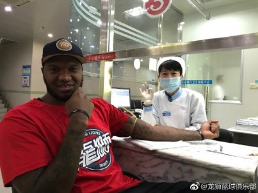 ▲▼廣州龍獅，斯貝茲（Marreese Speights）。（圖／龍獅籃球俱樂部微博）