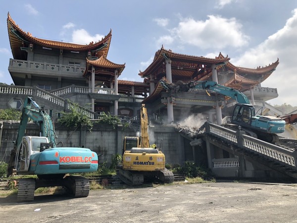 ▲▼彰化縣府拆水碧雲禪寺。（圖／彰化縣府提供）