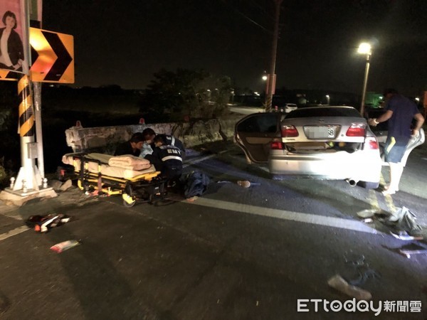 ▲▼嘉義新港鄉嘉67、68線重大車禍，8人傷送醫。（圖／記者宋德威攝）