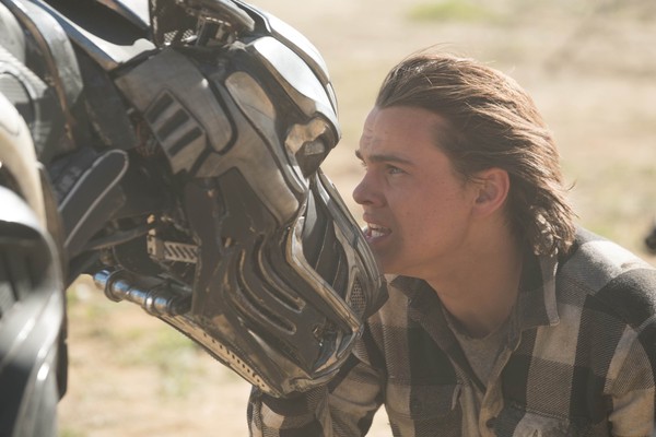 ▲▼《機器戰犬》艾力克紐斯塔德。（圖／傳影互動提供）