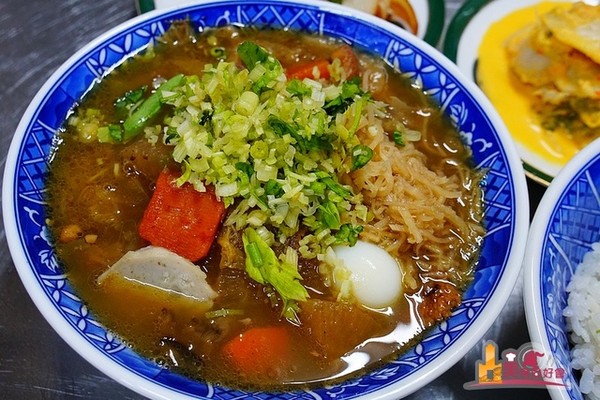 ▲▼ 高雄旻哥古早味飯湯。（圖／影子攝）