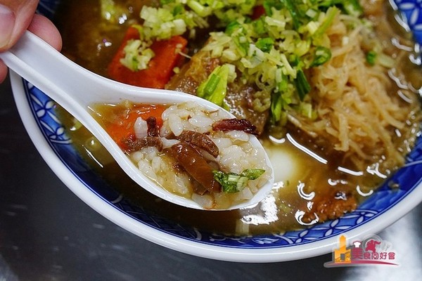 ▲▼ 高雄旻哥古早味飯湯。（圖／影子攝）