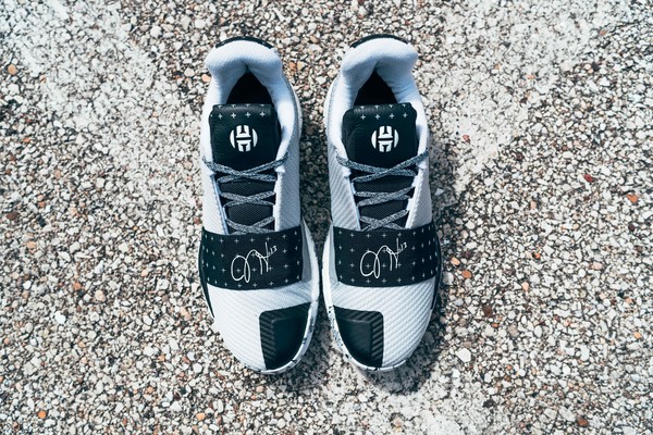 ▲.adidas攜手NBA MVP球星James Harden，推出第三代個人簽名鞋款Harden Vol.3。（圖／品牌提供）