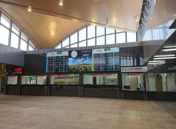 ▲▼ 花蓮車站新建跨站式站體將於10月3日盛大啟用 。（圖／台鐵提供）