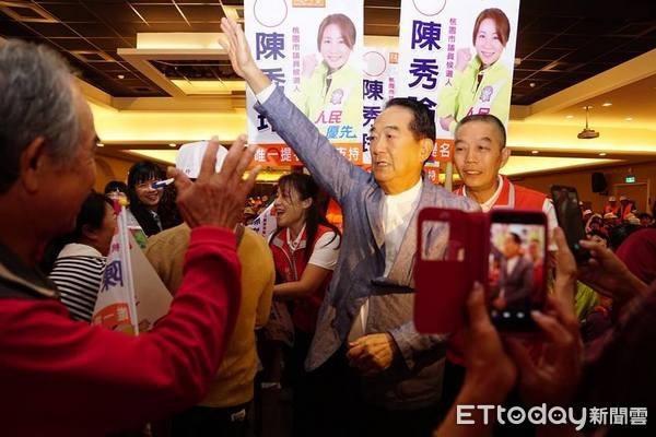 ▲宋楚瑜支持「婦幼代言人」陳秀玲，籲打破藍綠橘起希望。（圖／親民黨辦公室提供）