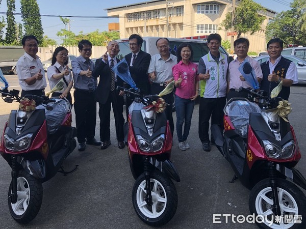 ▲台南市新化善心人士捐救護車、機車，提升台南市消防救護效能。（圖／記者林悅翻攝，下同）