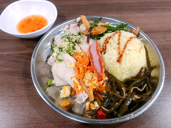 ▲▼ 桃園海南雞肉飯。（圖／VIVIYU小世界提供