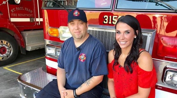 ▲▼消防員新郎婚禮中途出勤滅火。（圖／翻攝自Krista Bourasa臉書）